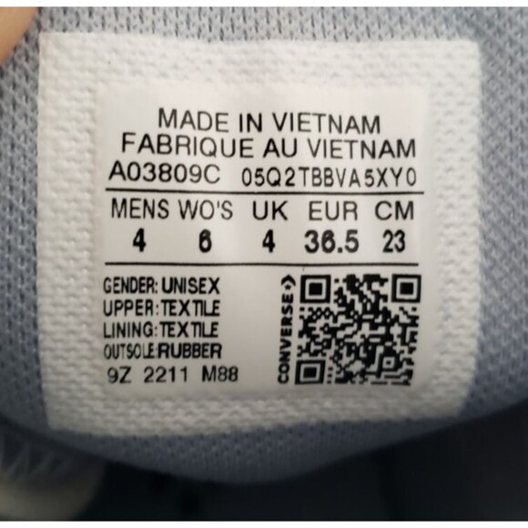 Converse Unisex Chuck Taylor All Star Lugged 2.0 High Top Women's Size 6 NEW - Picture 11 of 12